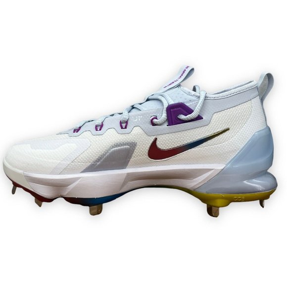 Athletic_Shoes